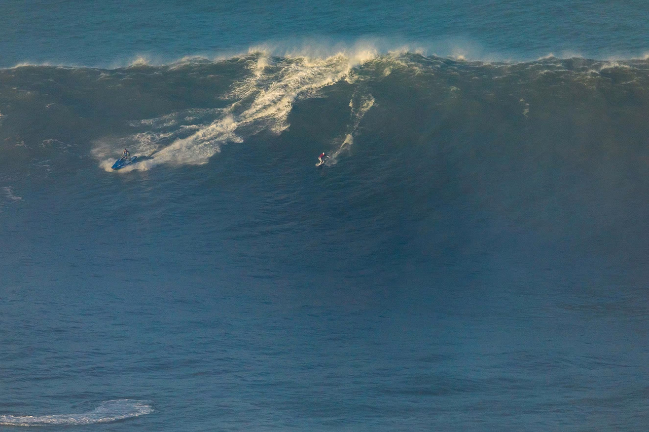 Maya-Gabeira-surf-olas-enormes-nazare