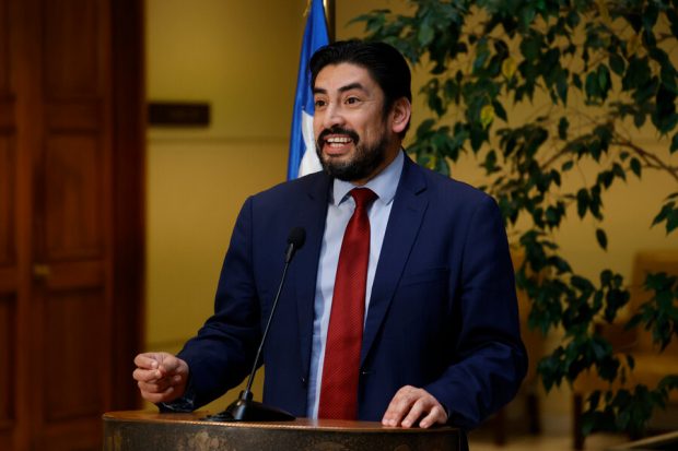 Aton_911783-2-620x413
